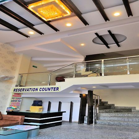 Hotel Gold Star Inn - Paharganj New Delhi Buitenkant foto