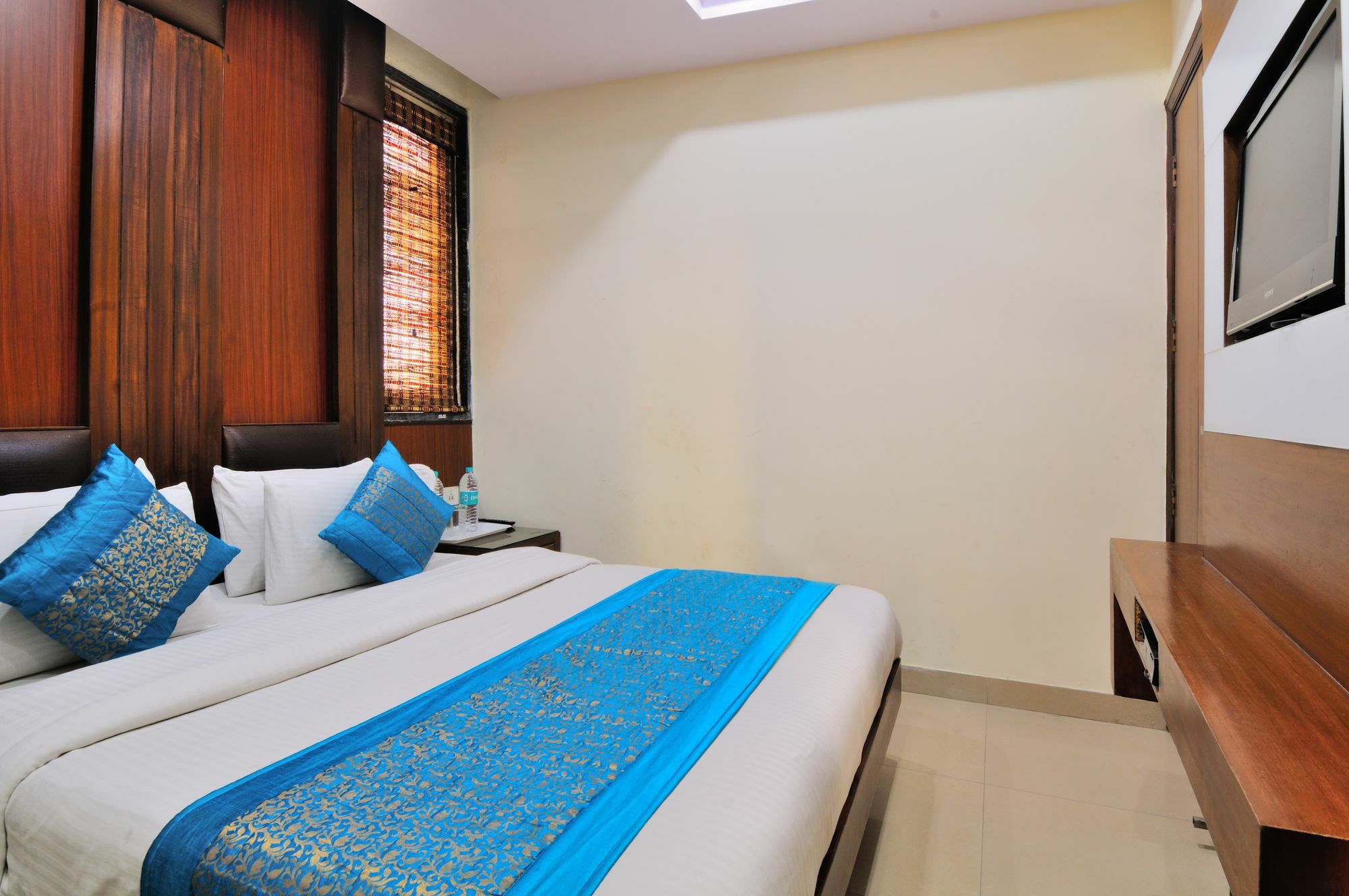 Hotel Gold Star Inn - Paharganj New Delhi Buitenkant foto